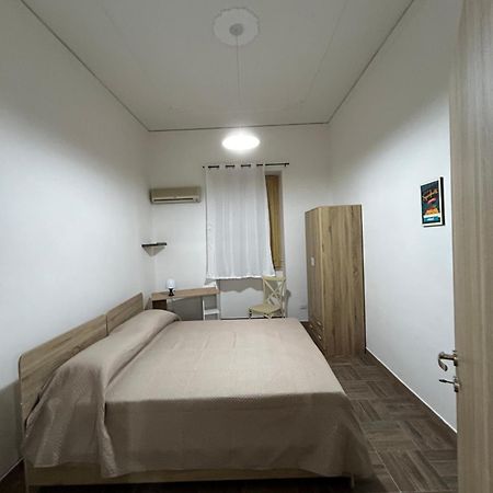 Al Vespro Hotel Палермо Екстериор снимка